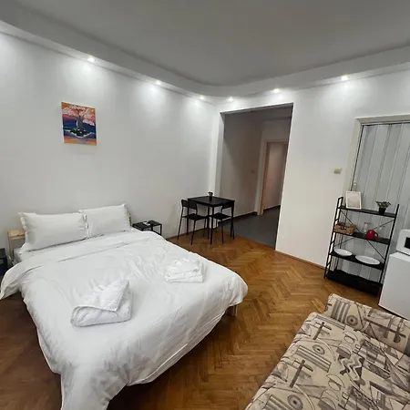 Walk To Old Town Stay! Appartement